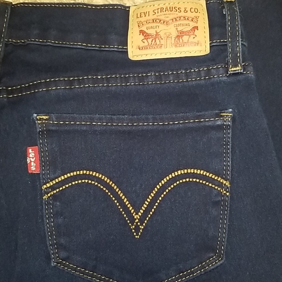 Levis 524 Jeans - Picture 6 of 6